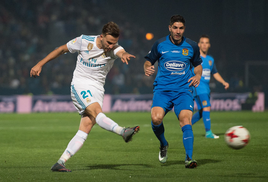 Real Madrid đánh bại đội hạng ba nhờ 2 quả penalty